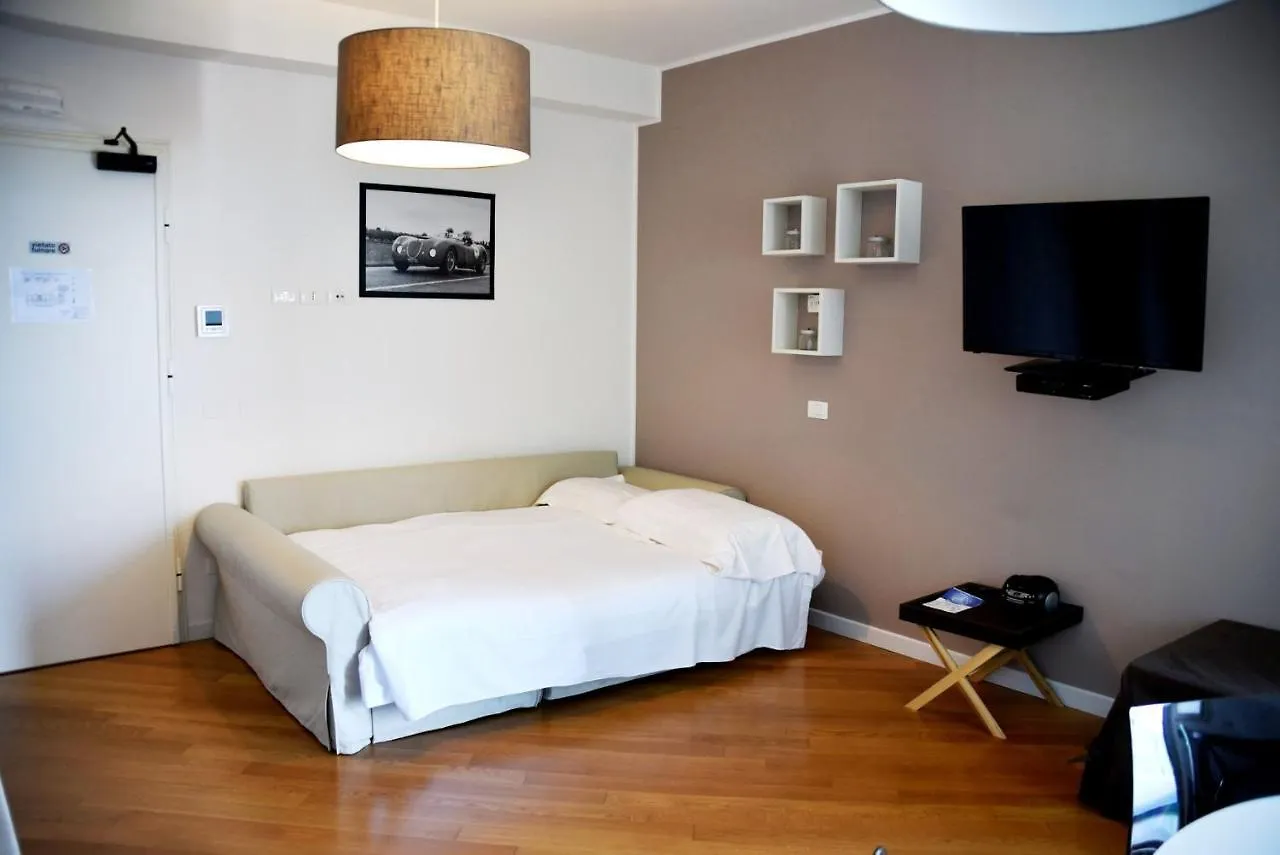 ** Apart Otel Residenza Miralago By Wonderful Italy Desenzano del Garda İtalya
