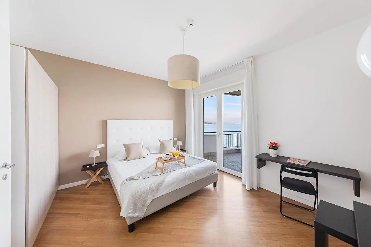 Residenza Miralago By Wonderful Italy Desenzano del Garda Italien