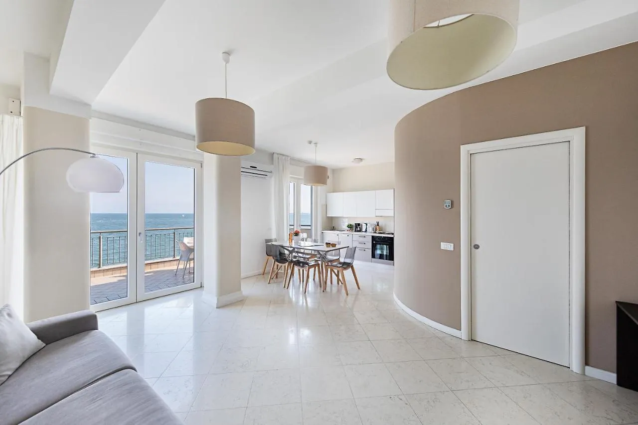 Residenza Miralago By Wonderful Italy Desenzano del Garda 2*,