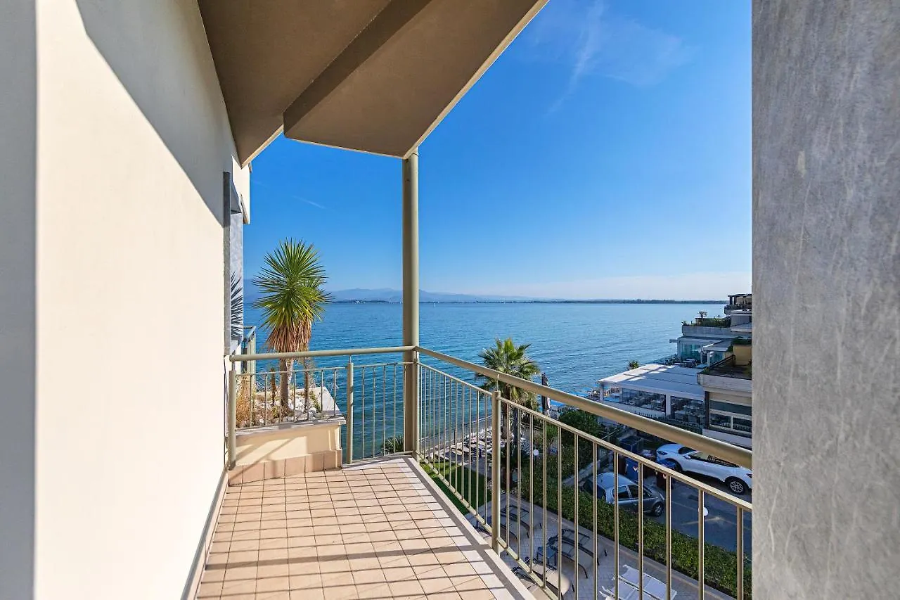 Apart Otel Residenza Miralago By Wonderful Italy Desenzano del Garda