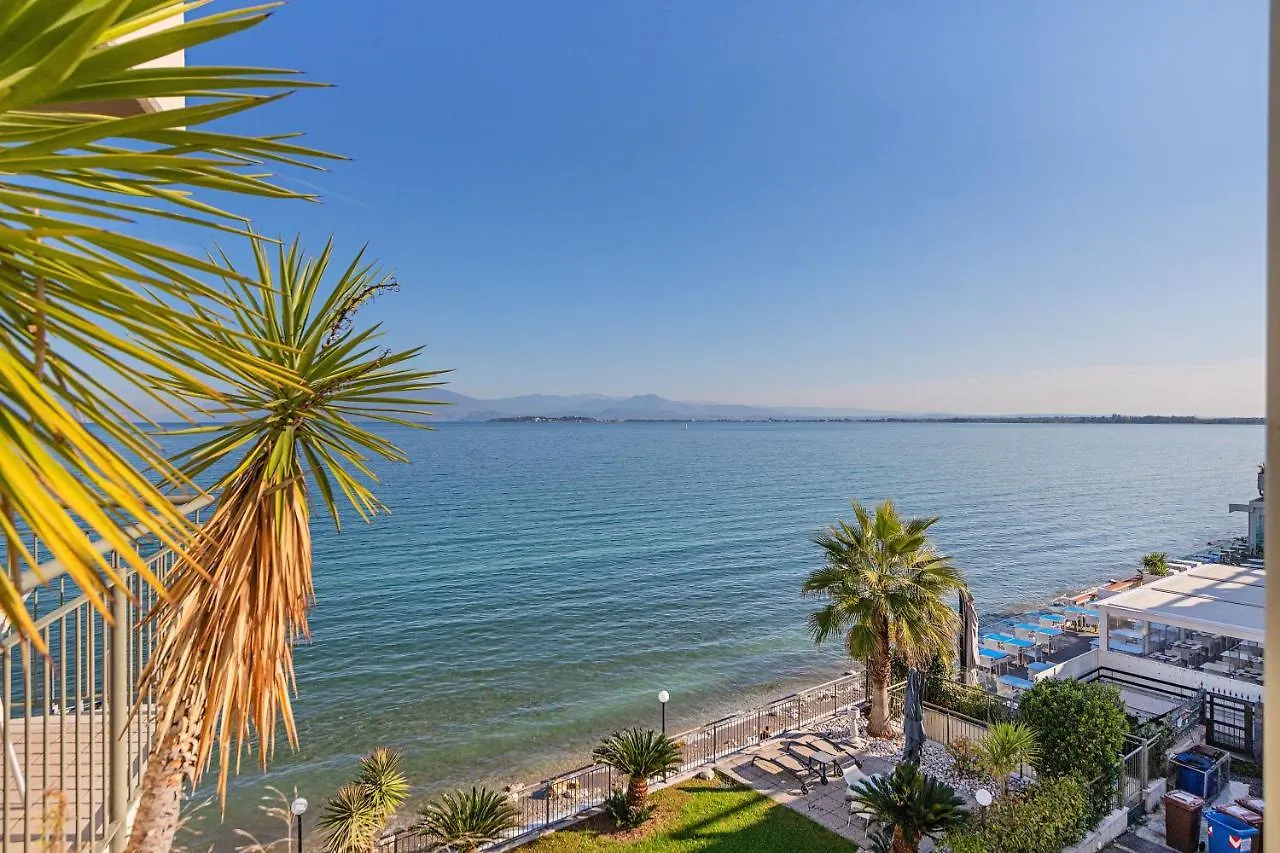 Residenza Miralago By Wonderful Italy Desenzano del Garda Apart Otel