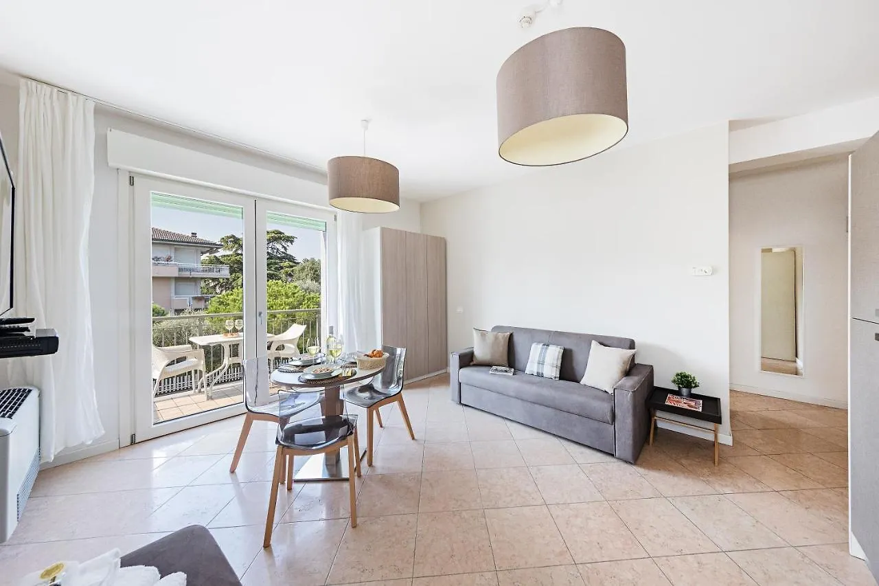 Residenza Miralago By Wonderful Italy Desenzano del Garda Apart Otel