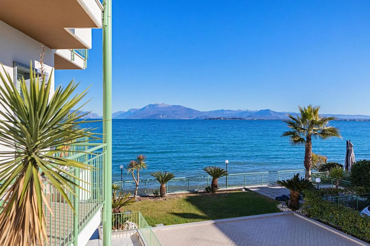 Residenza Miralago By Wonderful Italy Desenzano del Garda Italien
