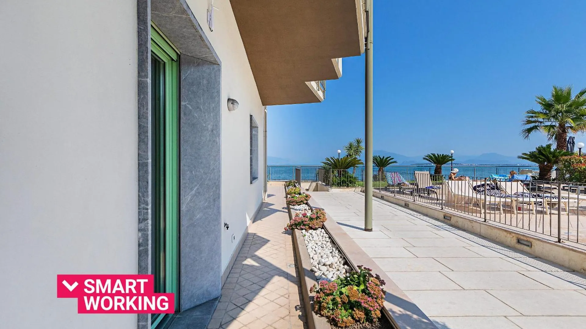 Lägenhetshotell Residenza Miralago By Wonderful Italy Desenzano del Garda