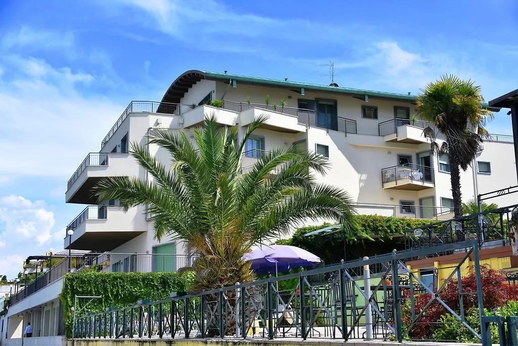 Residenza Miralago By Wonderful Italy Desenzano del Garda Apart Otel