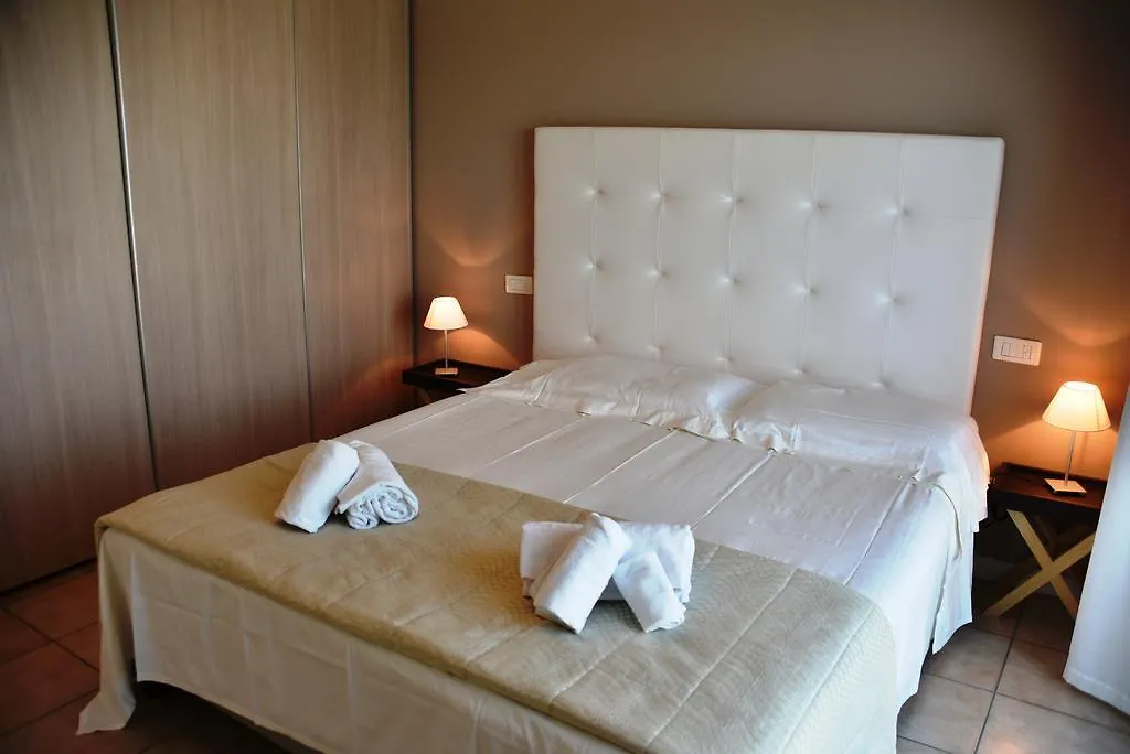 Lägenhetshotell Residenza Miralago By Wonderful Italy Desenzano del Garda