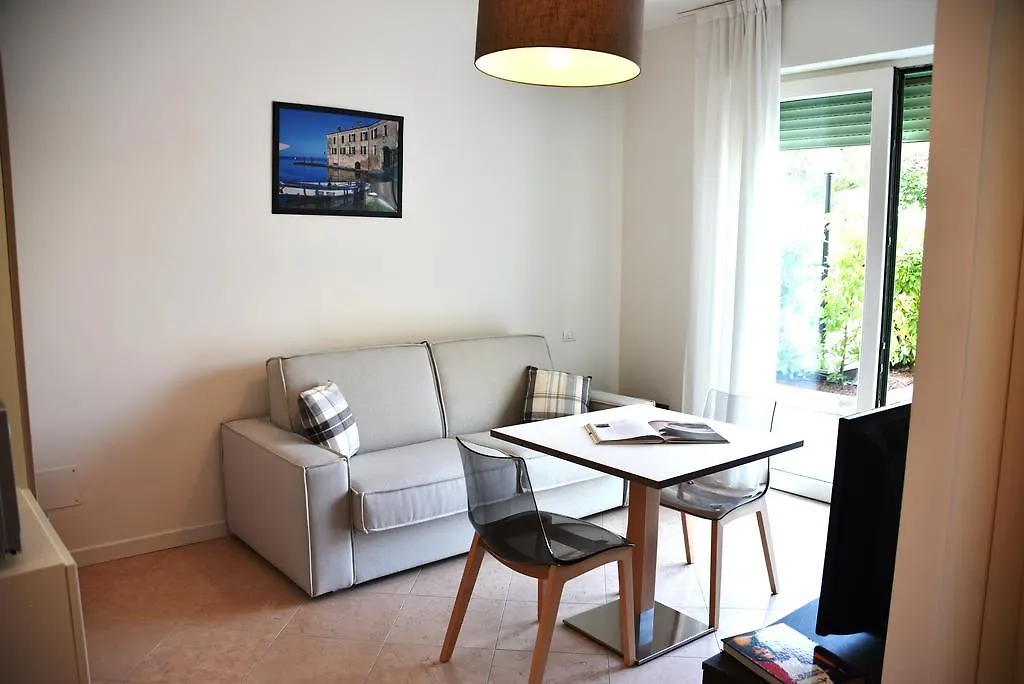 Residenza Miralago By Wonderful Italy Desenzano del Garda Lägenhetshotell