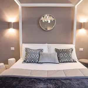 Cardilli Luxury לינה וארוחת בוקר רומא