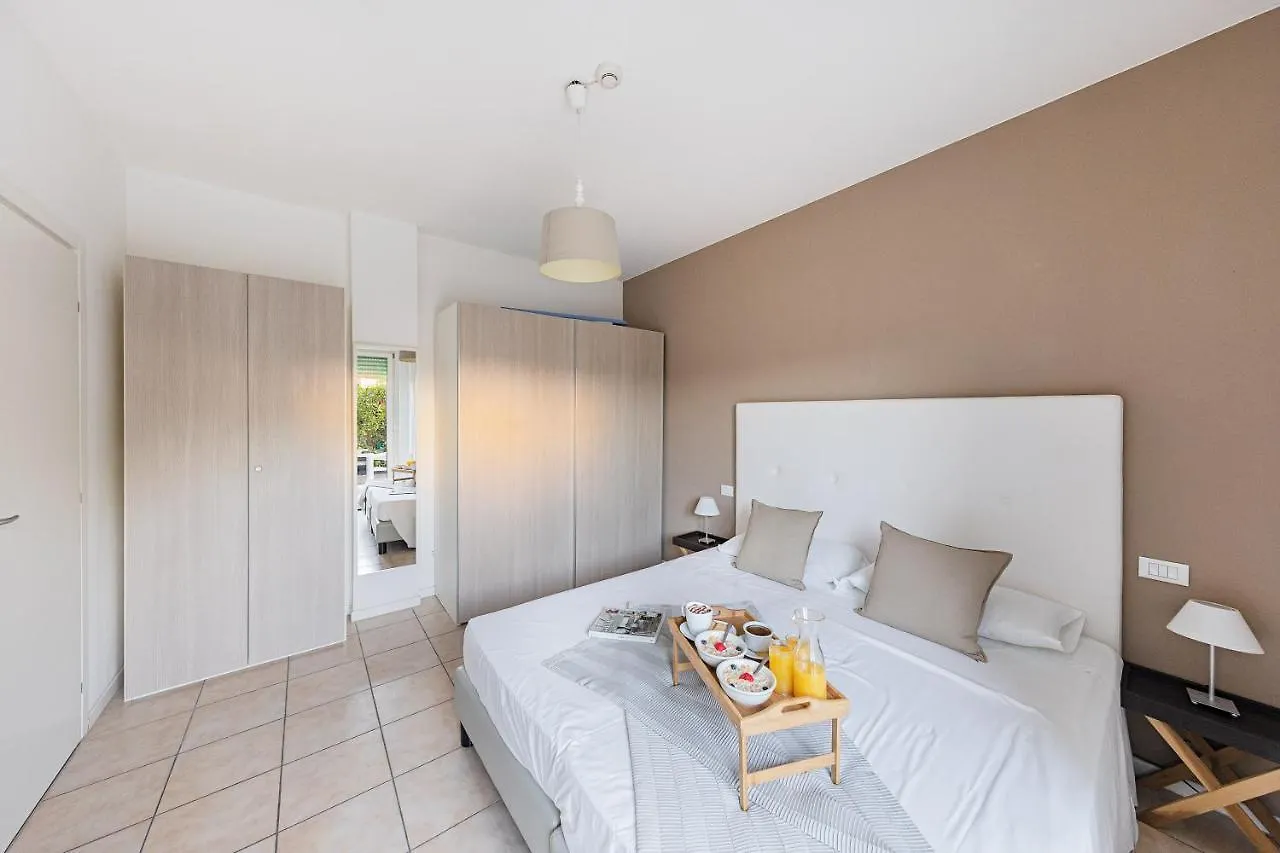 Lejlighedshotel Residenza Miralago By Wonderful Italy Desenzano del Garda
