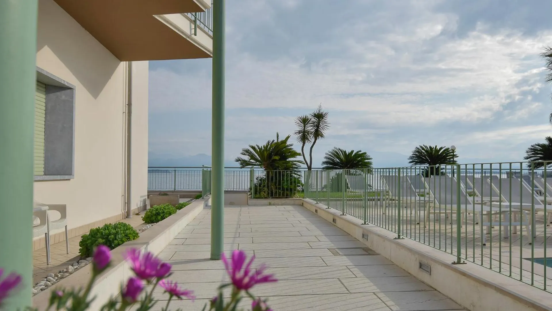 Residenza Miralago By Wonderful Italy Desenzano del Garda Italien