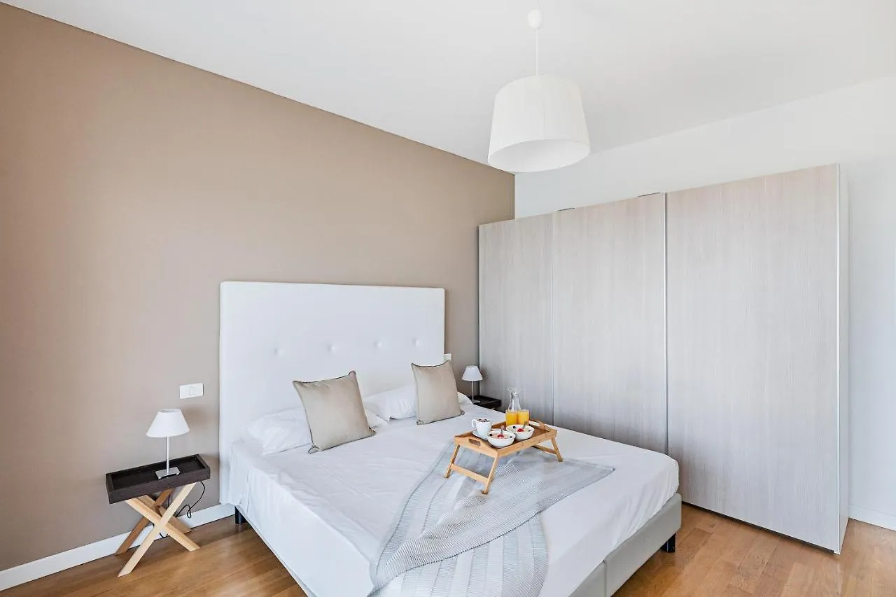 Residenza Miralago By Wonderful Italy Desenzano del Garda Italy