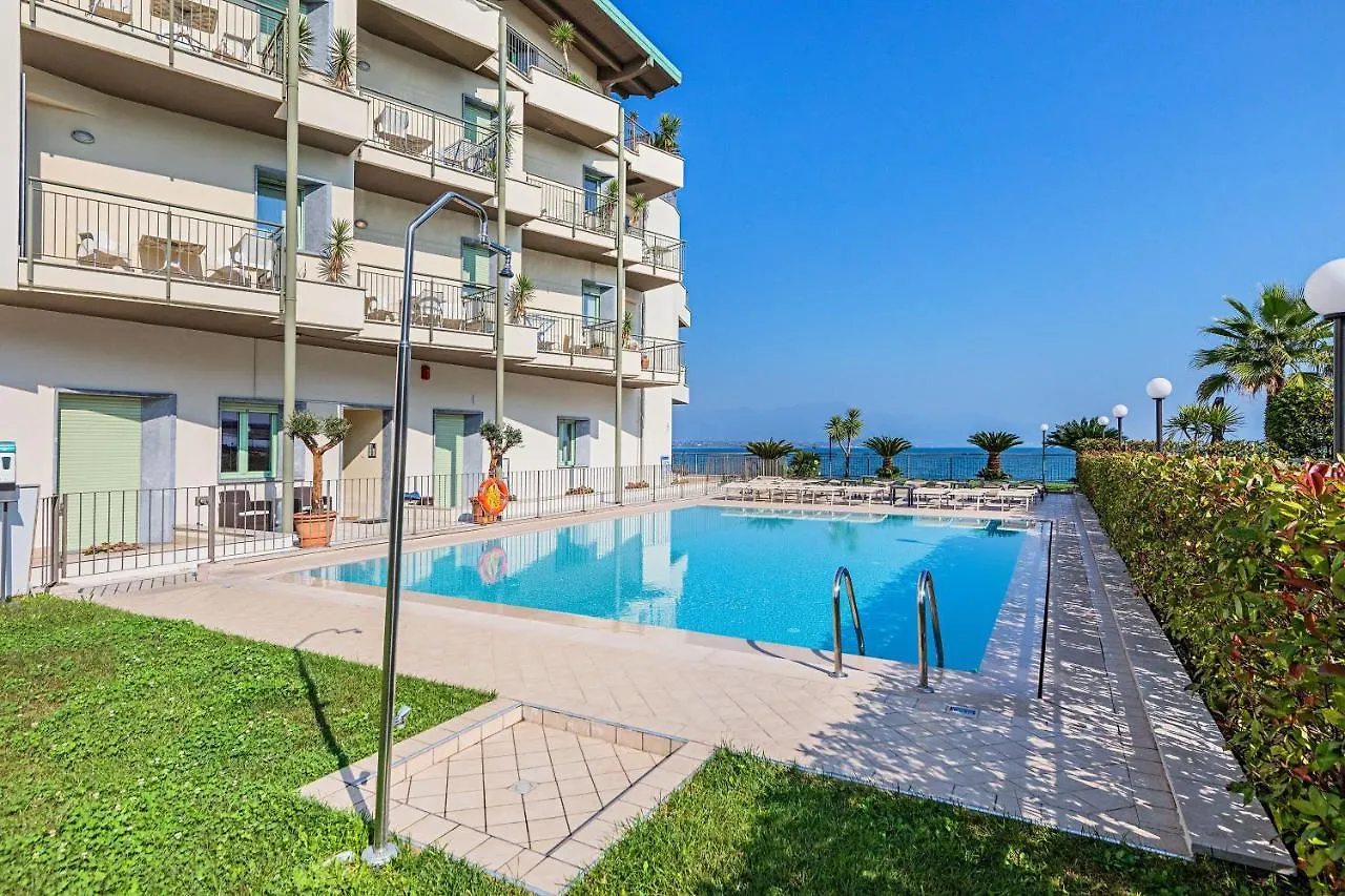 Aparthotel Residenza Miralago By Wonderful Italy Desenzano del Garda